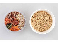 ナチュラルローソン ユッケジャンラーメン コラーゲン入りの感想・クチコミ・カロリー情報【もぐナビ】