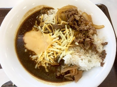 チーズ牛カレー