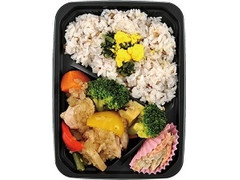 ニューデイズ もち麦五穀入りご飯とねぎ塩チキン弁当 商品写真