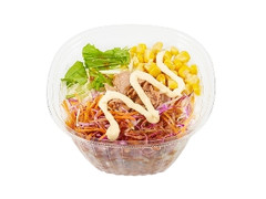 1食分の野菜が摂れる！パリパリ麺のサラダ