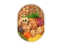 鶏とホタテの釜めし風わっぱ弁当