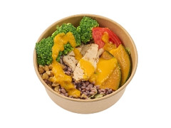 ニューデイズ 1／2日分の緑黄色野菜！国産チキンのサラダボウル