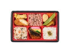 ニューデイズ 3種ご飯の幕の内弁当