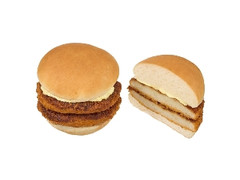 ニューデイズ ダブルコロッケバーガー どろソース使用