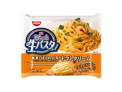 日清もちっと生パスタ 海老とほうれん草のトマトクリーム 袋301g