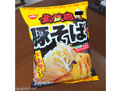 日清食品冷凍 無鉄砲 豚そば 商品写真