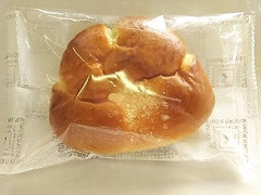 紀ノ國屋 ラムレーズンクリームパン