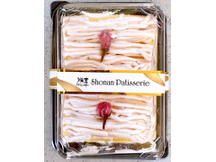 カンパーニュ 湘南パティスリー 桜のモンブランロールケーキ