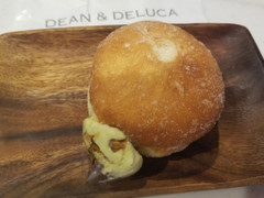 DEAN＆DELUCA ピスタチオクリームドーナツ