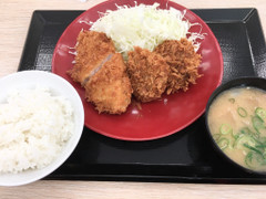 かつや ラーメンコロッケとロースカツ定食 商品写真