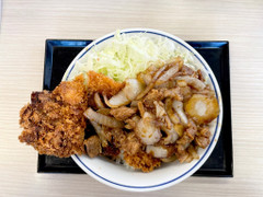 かつや 牛カツと牛焼肉の合い盛り丼 商品写真