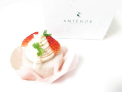 アンテノール 紅ほっぺ苺と宇治抹茶のモンブラン 商品写真