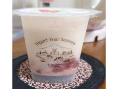 源吉兆庵 Yogurt Four Seasons Strawberry