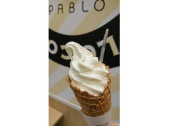 PABLO 生チーズ ソフトクリーム 商品写真