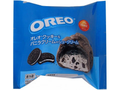 オランジェ OREOクッキー＆バニラクリームのシュークリーム