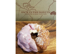JACK IN THE DONUTS ストロベリークリームチーズシュー 商品写真
