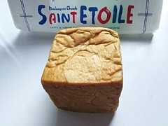 サンエトワール 黒糖ミルククリームパン 商品写真
