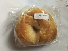 珈琲チーズケーキとラムレーズンベーグル 1個