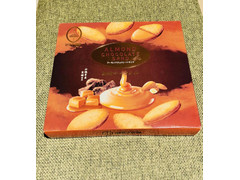 御菓子御殿 アーモンドチョコレートサンド 黒糖キャラメル 商品写真