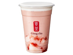 Gong cha いちご杏仁 阿里山 ミルクティー 商品写真