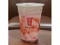 Gong cha いちご杏仁 阿里山 ミルクティー 商品写真