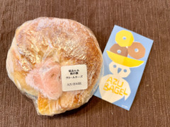 AZU BAGEL 桜あん＆桜の葉クリームチーズ