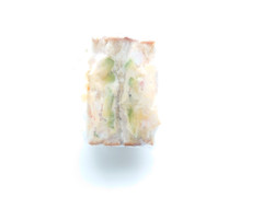 神戸屋キッチン フレッシュアボカド＆プリプリ海老のわさびタルタルソースサンド 商品写真