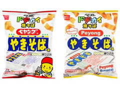 おやつカンパニー ベビースター ドデカイ焼そば ぺヤングやきそば味 商品写真