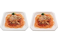 セブン-イレブン グリルチキンの大盛トマトソーススパゲティ 商品写真