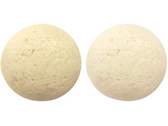 セブン-イレブン 白いメロンパン北海道産小豆の粒あんホイップ 商品写真