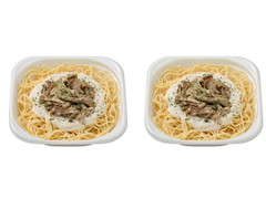 セブン-イレブン トリュフ香る 3種きのこのクリームパスタ 商品写真