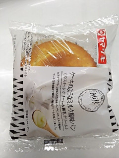 「ヤマザキ ケーキのようなミルク風味パン カスタードクリーム＆練乳クリーム 袋1個」のクチコミ画像 by いちごみるうさん