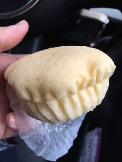 「ローソン ブランのチーズ蒸しケーキ 北海道産クリームチーズ」のクチコミ画像 by あんめろんさん