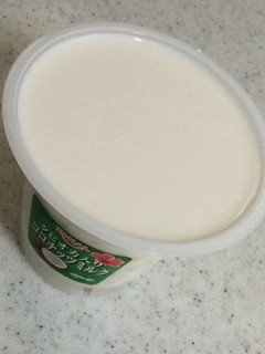 「エミアル タピオカ入りココナッツミルク カップ160g」のクチコミ画像 by すあま.さん