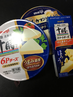 「明治 北海道十勝 6Pチーズ 箱100g」のクチコミ画像 by かおるうさん