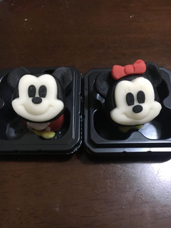 「バンダイ 食べマス Disney ミッキーマウス 黒みつ餡入り パック1個」のクチコミ画像 by はなまるこさん