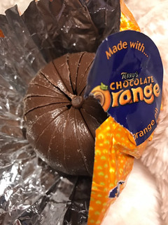 「テリーズ チョコレート オレンジ ミルク 箱175g」のクチコミ画像 by SweetSilさん
