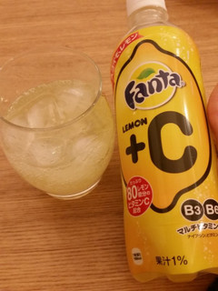 「コカ・コーラ ファンタ レモン＋C ペット490ml」のクチコミ画像 by harutanuさん