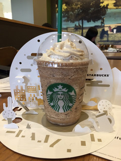 「スターバックス コーヒー ＆ クリーム フラペチーノ with コーヒー クリーム スワール」のクチコミ画像 by いうあかさん