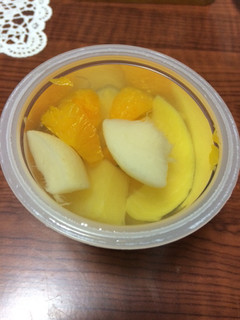 「たらみ ごろっと果実 大ぶり果肉ミックス カップ300g」のクチコミ画像 by kafuruさん