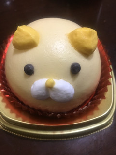 「セブン-イレブン ねこちゃん マンゴーのムースケーキ」のクチコミ画像 by はなまるこさん