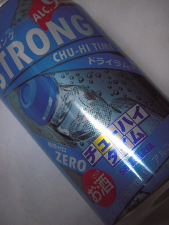 「サンガリア チューハイタイム ストロング ゼロ ドライラムネ 缶350ml」のクチコミ画像 by taktak99さん