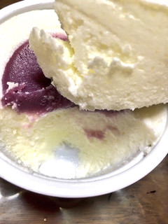 「セブンプレミアム スイーツなかき氷はじめました。 紫いもミルク氷 カップ135ml」のクチコミ画像 by ゆにょちゃぬさん