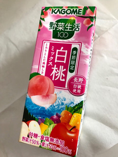 「カゴメ 野菜生活100 白桃ミックス パック200ml」のクチコミ画像 by いちごたるとさん