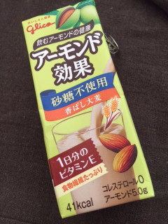 「江崎グリコ アーモンド効果 砂糖不使用 香ばし大麦 パック200ml」のクチコミ画像 by ベリルさん