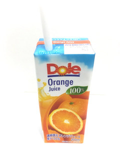 「Dole オレンジジュース100％ パック200ml」のクチコミ画像 by レビュアーさん