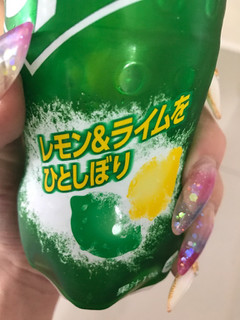 「コカ・コーラ スプライト レモン＆ライム ペット470ml」のクチコミ画像 by SweetSilさん