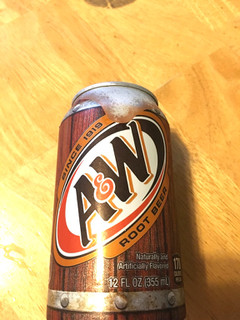 「A＆W ルートビア 缶355ml」のクチコミ画像 by けいたまさん