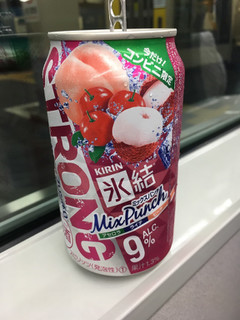 「KIRIN 氷結 ストロング MIXパンチ 缶350ml」のクチコミ画像 by レビュアーさん