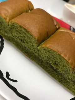 「Pasco 大人の味わい牛乳パン 宇治抹茶 袋1個」のクチコミ画像 by あっちゅんちゃんさん